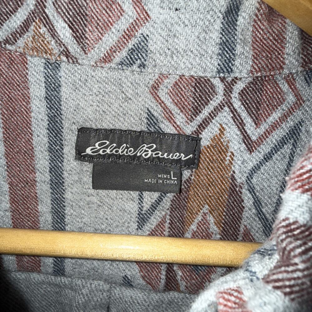 Eddie Bauer Tribal Print Everyday Flex Button Up Flannel Shirt Mens Size L EUC - Picture 4 of 10